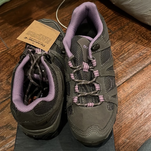 Bearpaw - Picture 3 of 4